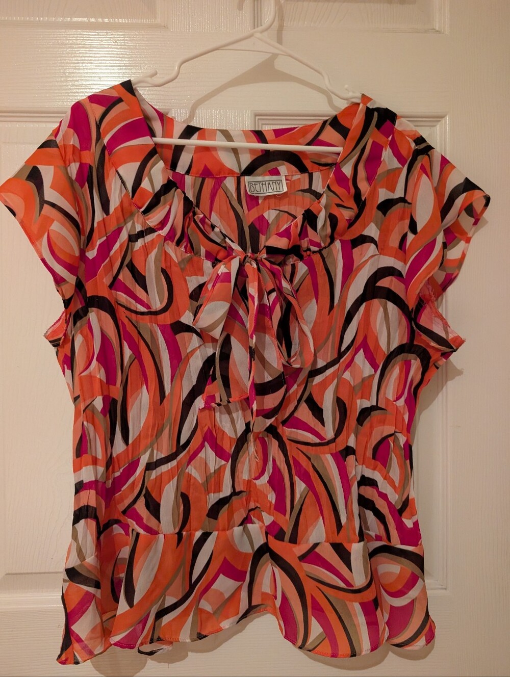 Orange & Pink Abstract Cap-Sleeve Tie-Neck Top